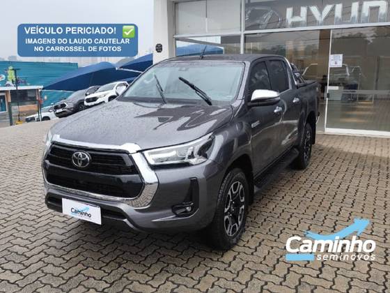 TOYOTA HILUX 2.8 D-4D TURBO DIESEL CD SRX 4X4 AUTOMÁTICO TOYOTA HILUX 2.8 D-4D TURBO DIESEL CD SRX 4X4 AUTOMÁTICO